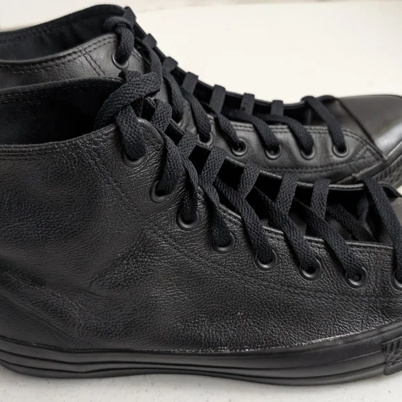Converse Chuck Taylor Shoes All Star HighTop Black Leather 135251C Mens Size 11 - Picture 10 of 12
